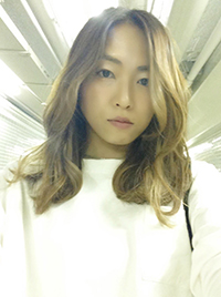 プロフィール